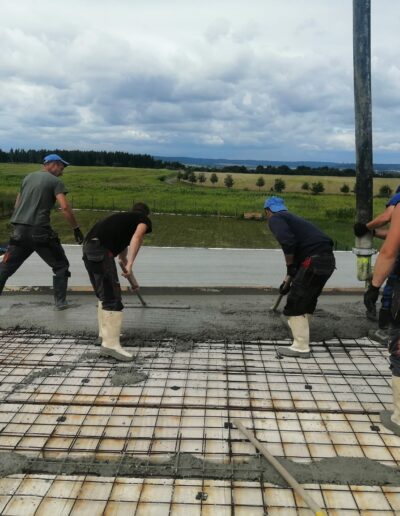 Stavební práce - realizace hrubé stavby RD - betonáž stropů